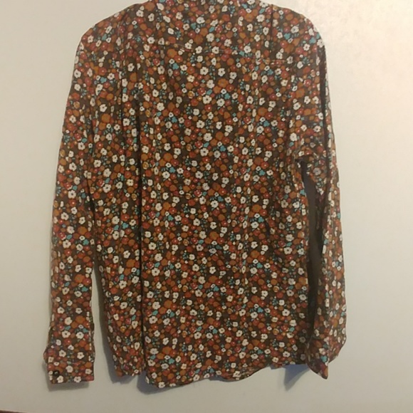 Casual Long Sleeve Button-down Shirt - Picture 2 of 2